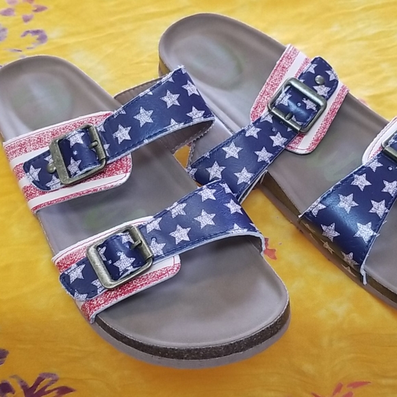 Comfy Walking Sandals - Picture 7 of 7